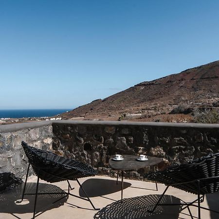 Danae Suites Santorini Oía Buitenkant foto