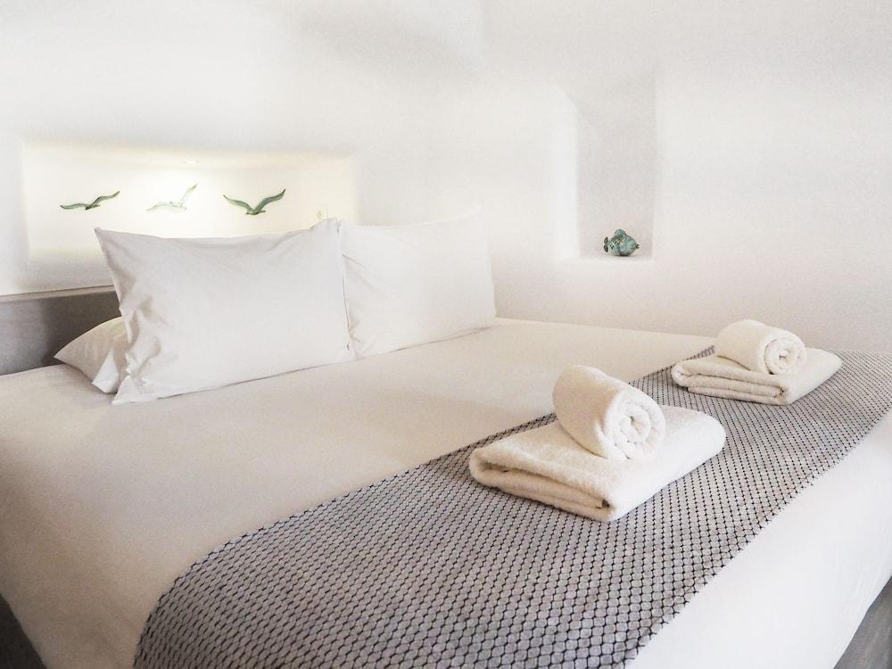 Danae Suites Santorini Oía Buitenkant foto
